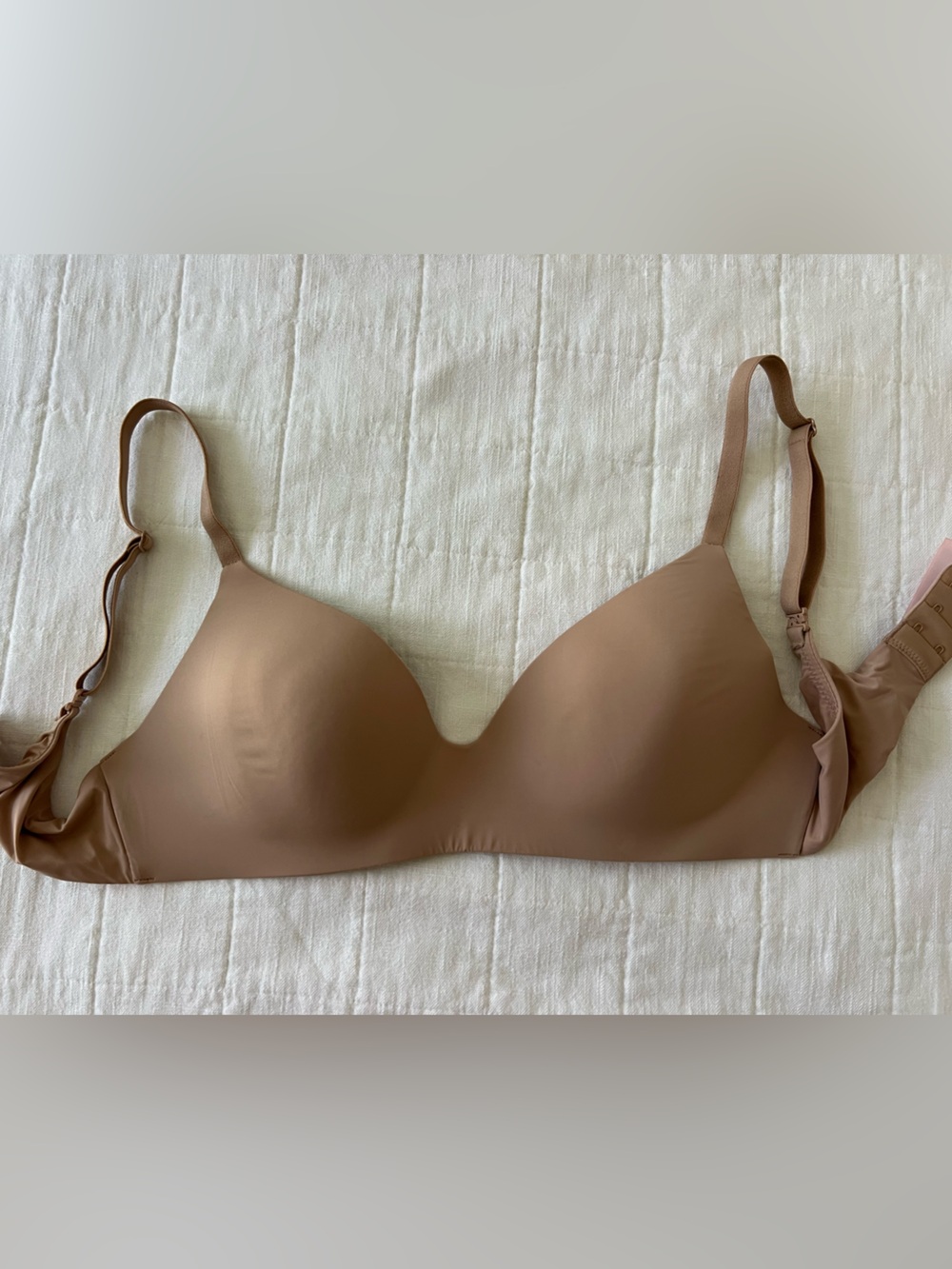 Victoria's Secret Smooth Nude Brown T-Shirt Bra